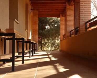 entrada-casa-rural-albergue-molina-aragon entrada-casa-rural-albergue-molina-aragon